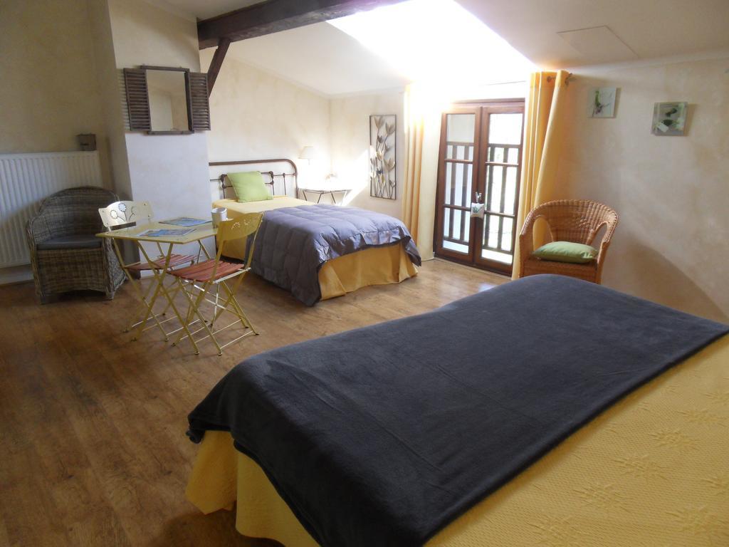 L'Estapade Des Tourelons Bed & Breakfast Saint-Jean-en-Royans Exterior photo